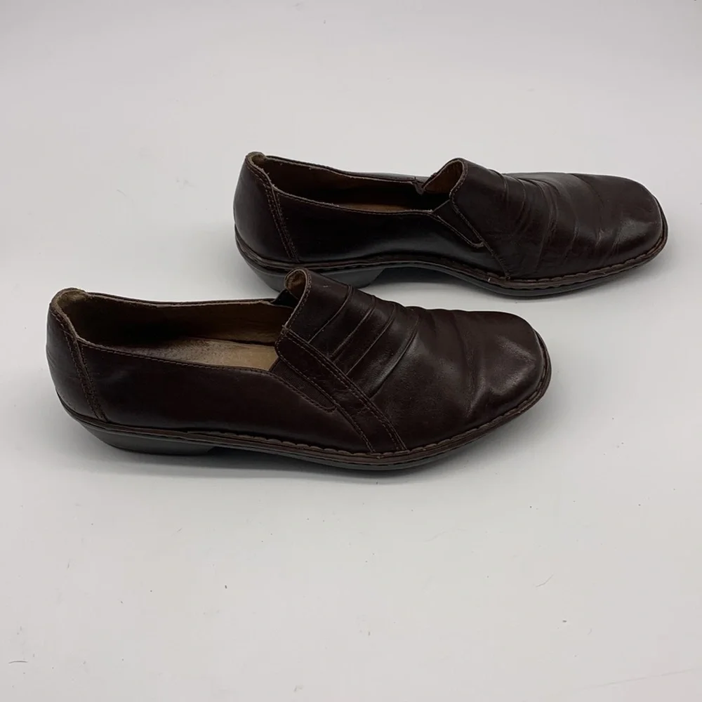 Clarks Artisan Brown Leather Loafers size 9.5M